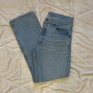 ‼️SOLD‼️ Wrangler Light Wash Relaxed Fit Denim Jean 31 x 30